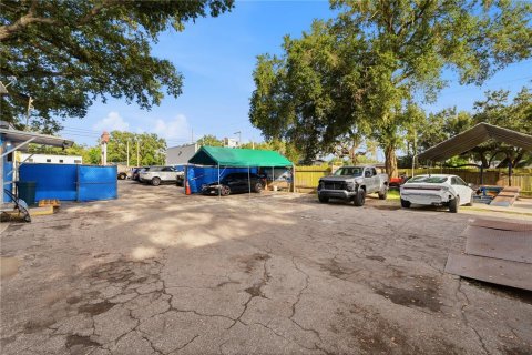 Commercial property in Tampa, Florida 372.17 sq.m. № 2202414 - photo 18