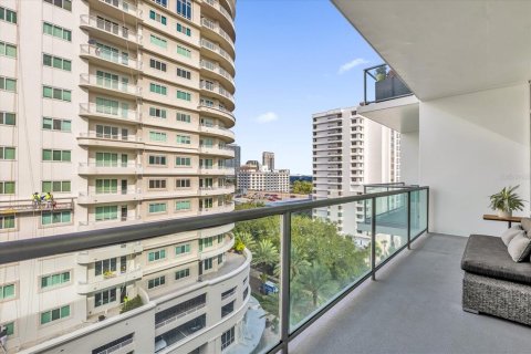 Condo in Orlando, Florida, 1 bedroom  № 1915823 - photo 18