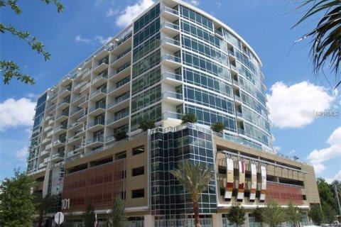 Condo in Orlando, Florida, 1 bedroom  № 1915823 - photo 1