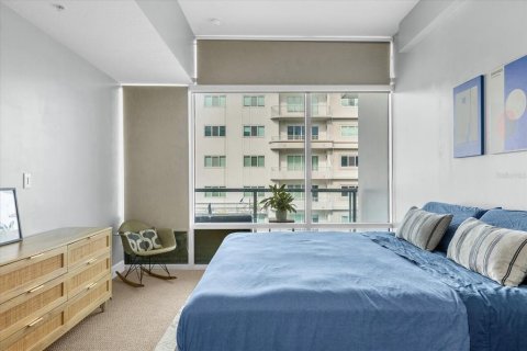 Condo in Orlando, Florida, 1 bedroom  № 1915823 - photo 11