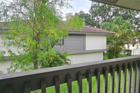 Condo in Coral Springs, Florida, 2 bedrooms  № 1768870 - photo 19