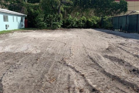 Propiedad comercial en venta en Hollywood, Florida, 200.48 m2 № 2083020 - foto 7