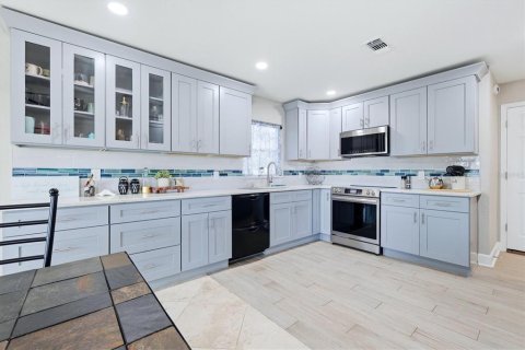 Villa ou maison à vendre à Hudson, Floride: 2 chambres, 118.36 m2 № 2419174 - photo 19
