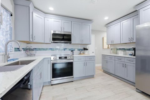 Villa ou maison à vendre à Hudson, Floride: 2 chambres, 118.36 m2 № 2419174 - photo 20