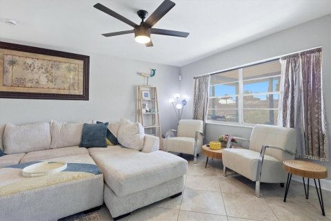 Villa ou maison à vendre à Hudson, Floride: 2 chambres, 118.36 m2 № 2419174 - photo 13