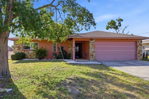 Villa ou maison à vendre à Hudson, Floride: 2 chambres, 118.36 m2 № 2419174 - photo 4