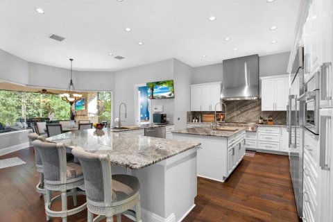 Casa en venta en Tampa, Florida, 4 dormitorios, 572.46 m2 № 1299515 - foto 14
