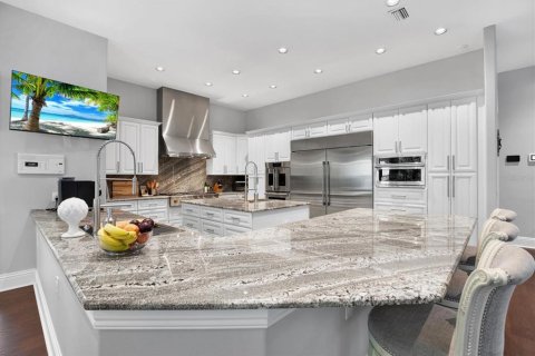 Casa en venta en Tampa, Florida, 4 dormitorios, 572.46 m2 № 1299515 - foto 12