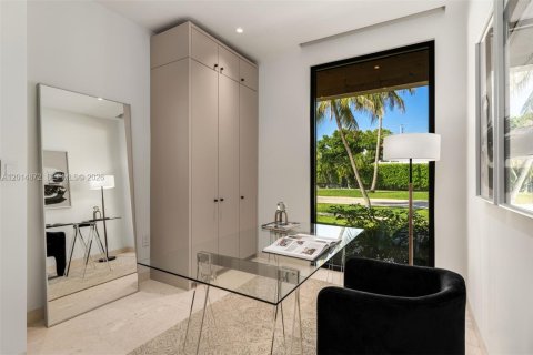 Casa en venta en Coral Gables, Florida, 6 dormitorios № 2083886 - foto 16