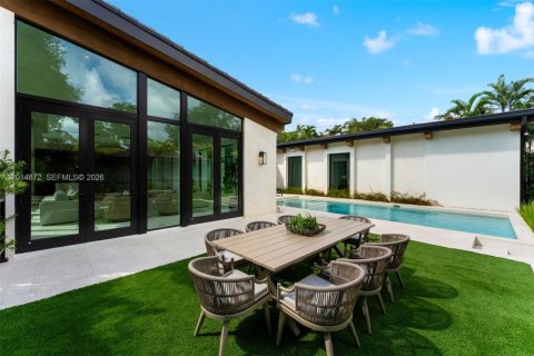 Casa en venta en Coral Gables, Florida, 6 dormitorios № 2083886 - foto 22