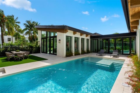 Casa en venta en Coral Gables, Florida, 6 dormitorios № 2083886 - foto 24