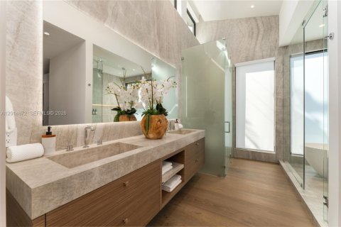 Casa en venta en Coral Gables, Florida, 6 dormitorios № 2083886 - foto 19