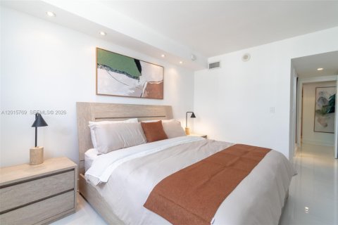 Copropriété à louer à Sunny Isles Beach, Floride: 3 chambres, 139.82 m2 № 2247372 - photo 8