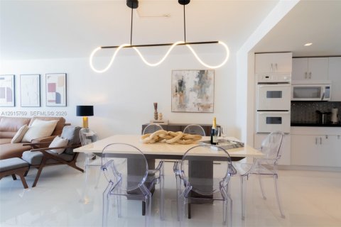 Copropriété à louer à Sunny Isles Beach, Floride: 3 chambres, 139.82 m2 № 2247372 - photo 4
