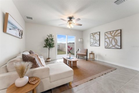 Villa ou maison à vendre à Newberry, Floride: 5 chambres, 217.58 m2 № 2406388 - photo 10