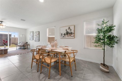 Villa ou maison à vendre à Newberry, Floride: 5 chambres, 217.58 m2 № 2406388 - photo 5