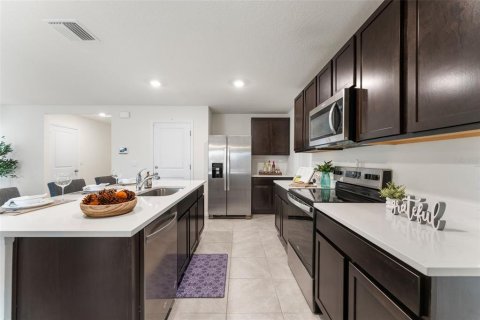 Villa ou maison à vendre à Newberry, Floride: 5 chambres, 217.58 m2 № 2406388 - photo 8