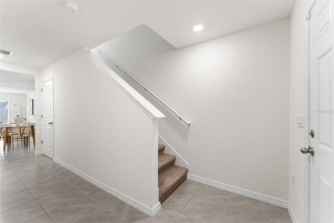 Villa ou maison à vendre à Newberry, Floride: 5 chambres, 217.58 m2 № 2406388 - photo 4