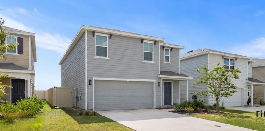 Villa ou maison à Newberry, Floride 5 chambres, 217.58 m2 № 2406388