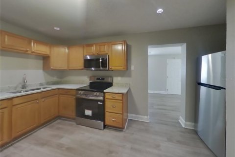 Casa en alquiler en Tampa, Florida, 3 dormitorios, 136.38 m2 № 1880886 - foto 6