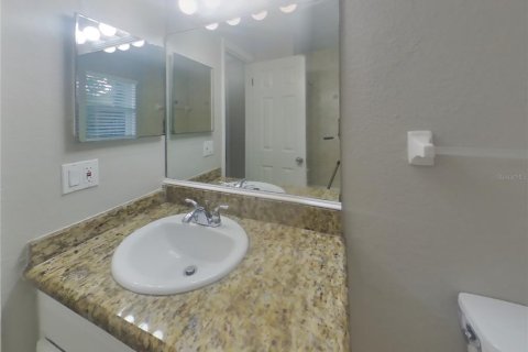 Casa en alquiler en Tampa, Florida, 3 dormitorios, 136.38 m2 № 1880886 - foto 13