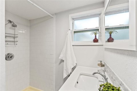 Commercial property in Tampa, Florida 2 bedrooms, 76.18 sq.m. № 1602232 - photo 13