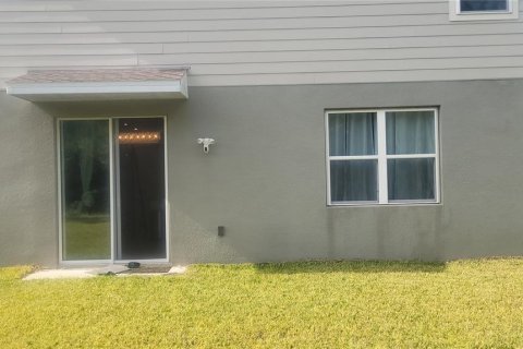House in DeLand, Florida 4 bedrooms, 229.38 sq.m. № 1561214 - photo 18