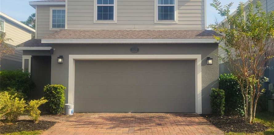 House in DeLand, Florida 4 bedrooms, 229.38 sq.m. № 1561214