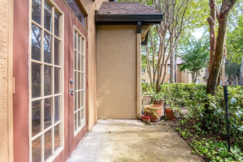 Condo in Orlando, Florida, 1 bedroom  № 1326948 - photo 23