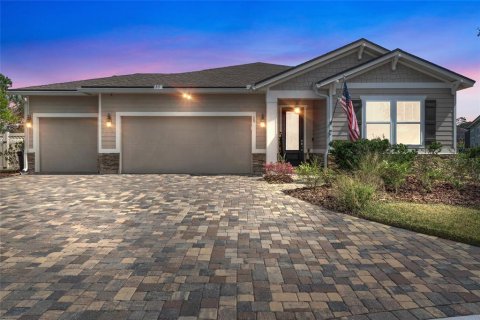 House in Saint Augustine, Florida 5 bedrooms, 220.55 sq.m. № 1717735 - photo 2