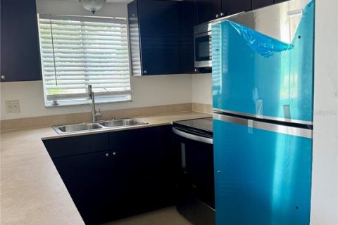 Apartamento en alquiler en Largo, Florida, 3 dormitorios, 111.95 m2 № 1852879 - foto 3