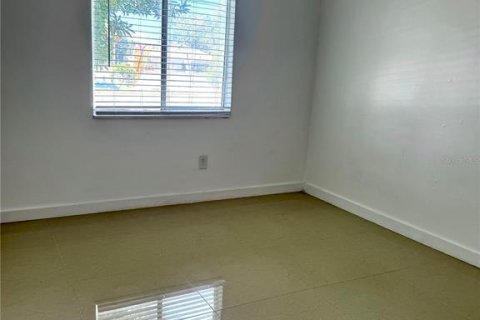 Apartamento en alquiler en Largo, Florida, 3 dormitorios, 111.95 m2 № 1852879 - foto 8