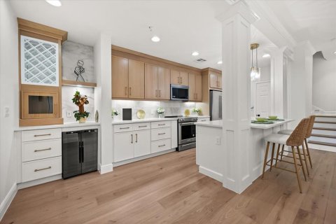 Adosado en venta en Orlando, Florida, 6 dormitorios, 292.08 m2 № 1846959 - foto 6