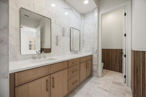 Adosado en venta en Orlando, Florida, 6 dormitorios, 292.08 m2 № 1846959 - foto 19