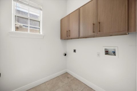 Adosado en venta en Orlando, Florida, 6 dormitorios, 292.08 m2 № 1846959 - foto 30