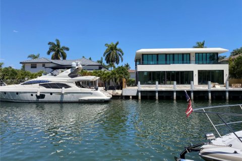Condominio en venta en North Miami Beach, Florida, 1 dormitorio, 74.6 m2 № 1890870 - foto 27