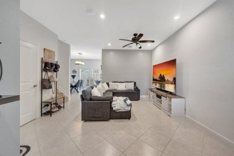 Touwnhouse à vendre à Homestead, Floride: 3 chambres, 133.97 m2 № 2154997 - photo 5