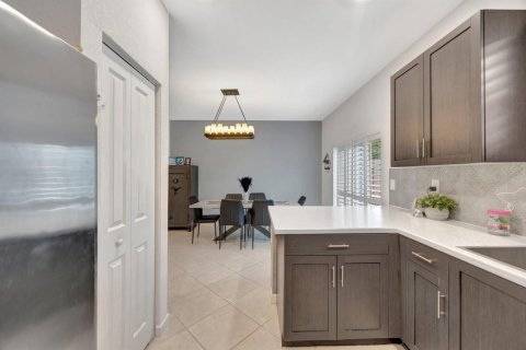 Touwnhouse à vendre à Homestead, Floride: 3 chambres, 133.97 m2 № 2154997 - photo 12