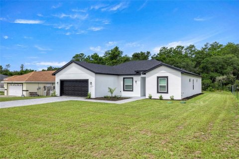 House in Ocala, Florida 4 bedrooms, 181.35 sq.m. № 2224903 - photo 4