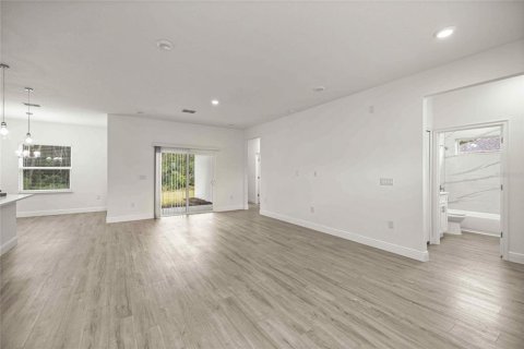 House in Ocala, Florida 4 bedrooms, 181.35 sq.m. № 2224903 - photo 14