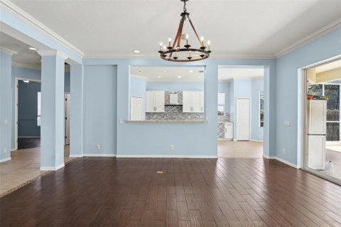 House in Tampa, Florida 4 bedrooms, 334.54 sq.m. № 1751578 - photo 6