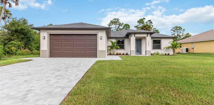 Villa ou maison à North Port, Floride 3 chambres, 156.08 m2 № 1913326