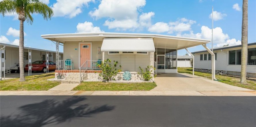 Appartement à Palm Harbor, Floride 2 chambres, 87.7 m2 № 2106289