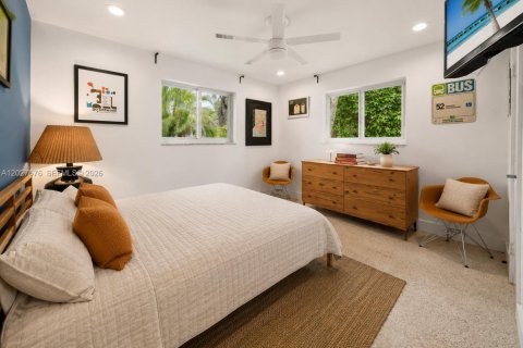 Villa ou maison à vendre à Miami, Floride: 3 chambres, 159.98 m2 № 2083905 - photo 10
