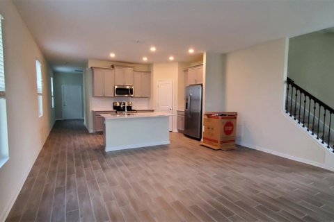 Casa en alquiler en Windermere, Florida, 4 dormitorios, 233 m2 № 1901118 - foto 3