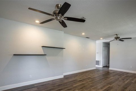 Casa en alquiler en Lakeland, Florida, 4 dormitorios, 152.92 m2 № 1912980 - foto 6