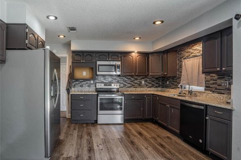 Casa en alquiler en Lakeland, Florida, 4 dormitorios, 152.92 m2 № 1912980 - foto 8