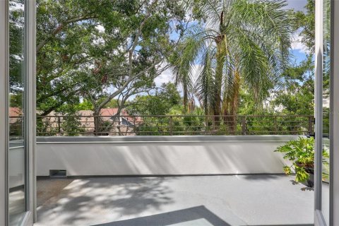 Adosado en alquiler en Saint Petersburg, Florida, 2 dormitorios, 152.36 m2 № 1885554 - foto 22