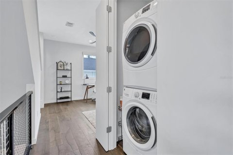 Adosado en alquiler en Saint Petersburg, Florida, 2 dormitorios, 152.36 m2 № 1885554 - foto 26