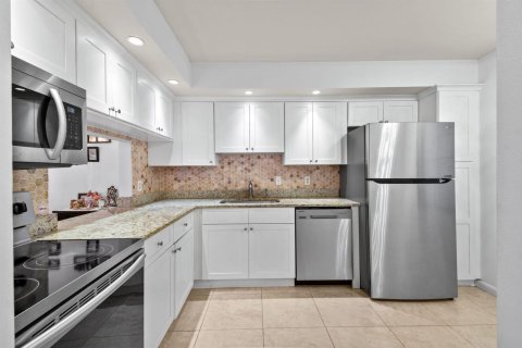 Condo in West Palm Beach, Florida, 2 bedrooms  № 2082558